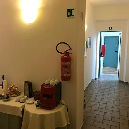 Rex Bed & Business * Praia a Mare