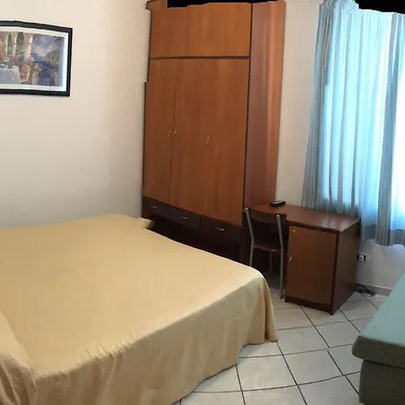 Rex Bed & Business * Praia a Mare