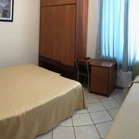 Konukevi Rex Bed & Business *